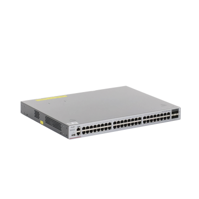 Switch Core Administrable Capa 3 con 48 puertos Gigabit + 4 SFP+ para fibra 10Gb, gestión gratuita desde la nube.