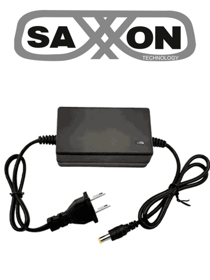 SAXXON SW00120200S10 - Fuente de Poder Regulada / Alimentación 12 Vcc 2 Amper / Conector Macho / Voltaje de Entrada: 100-240V / Ideal para Cámaras de CCTV , Controles de Acceso y Asistencia