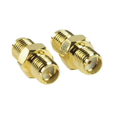 Adaptador en Línea de Conector SMA Hembra Inverso a SMA Hembra, Oro/ Oro/ Teflón,