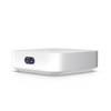 Router UniFi Ultra Express UX con WiFi 6, 1 puerto WAN GbE / 1 puerto GbE LAN. Administra hasta 4 dispositivos UniFi en modo Gateway, o funciona como AP, hasta 50 clientes