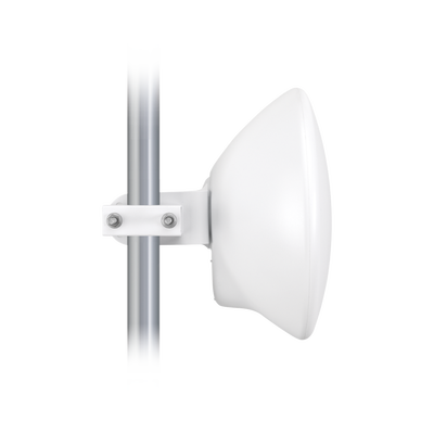 Cliente PtMP LTU™ Pro, 5 GHz (4.8 - 6-2 GHz) con antena integrada de 24 dBi